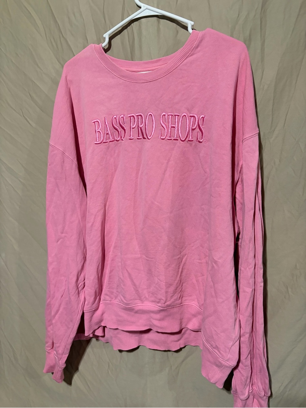 Bass Pro shops crewneck